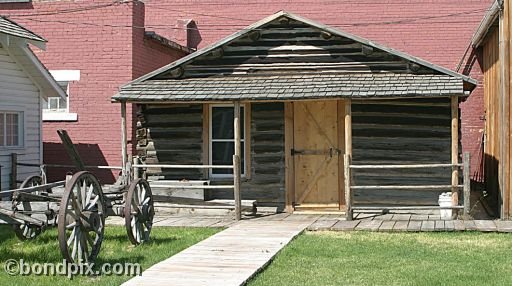 Deer Lodge Museums, Frontier Montana cabin