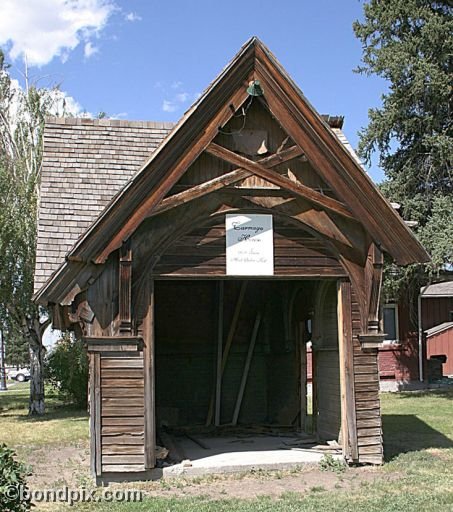 Deer Lodge Museums, Montana, old Carriage House wood cabin